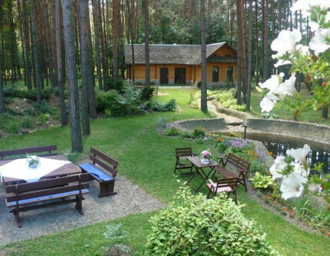 Przystanek Zofiowka Hotel Tuszyn Exterior photo